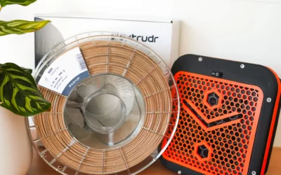 Cleaner, safer 3D Printing with Extrudr & Alveo3D